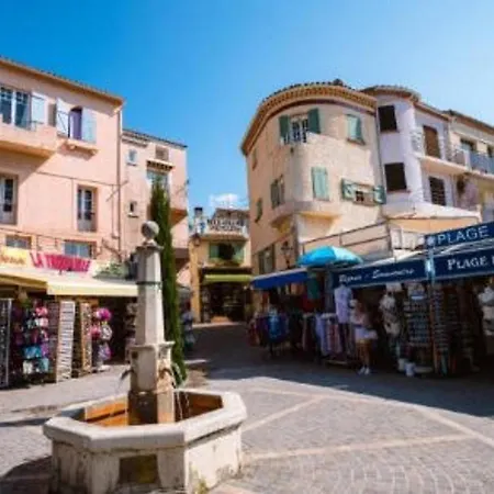 Climatise, 4 Couchages, A 2 Pas De La Au Lavandou - Fr-1-251-93 Le Lavandou